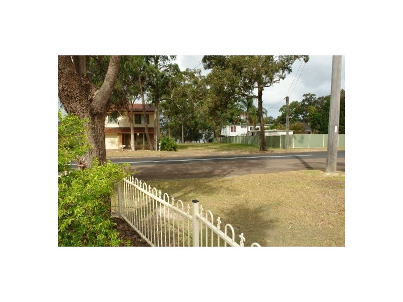 80  Malvina Parade, Lake Haven NSW 2263