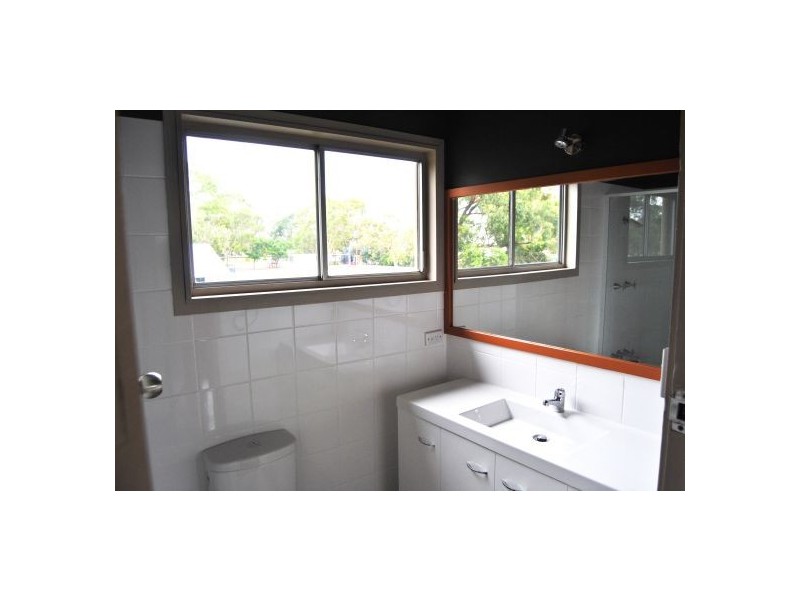 38 Robson Avenue, Gorokan NSW 2263