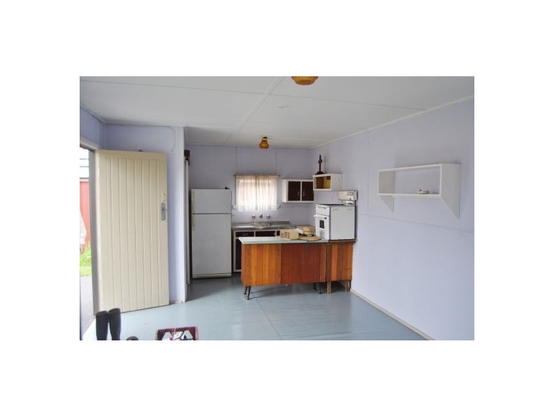 38 Robson Avenue, Gorokan NSW 2263