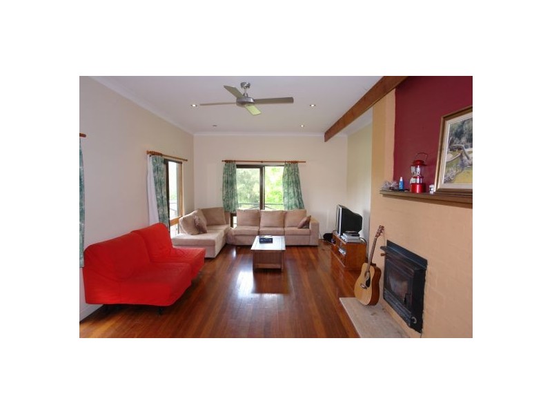 83  Phil  Tunks  Lane, Dooralong NSW 2259