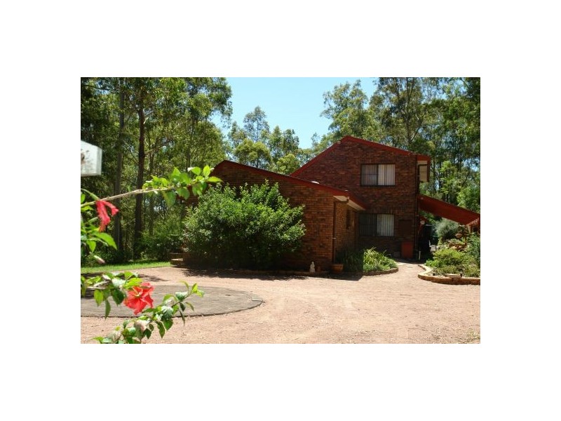 1 Little Cobbs Lane, Mardi NSW 2259