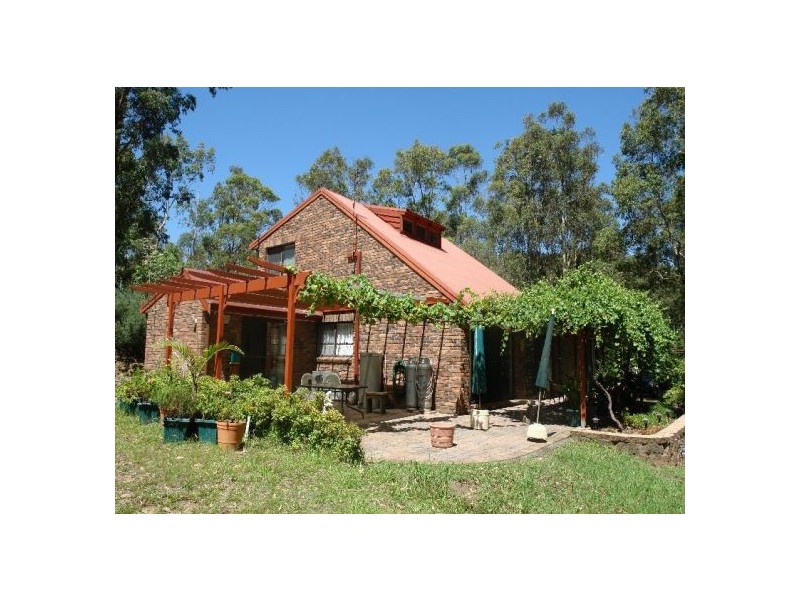 1 Little Cobbs Lane, Mardi NSW 2259