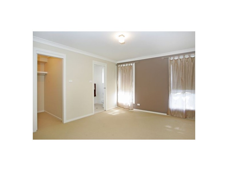 2/44 Goobarabah Avenue, Lake Haven NSW 2263