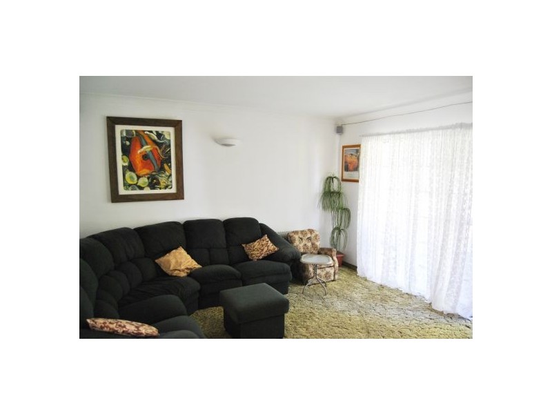 1 Buckland Avenue, Kanwal NSW 2259