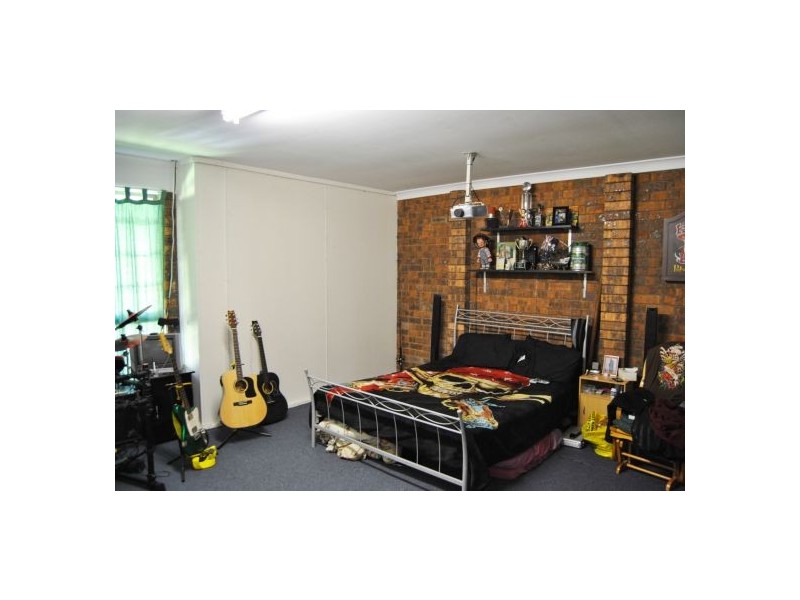 1 Buckland Avenue, Kanwal NSW 2259
