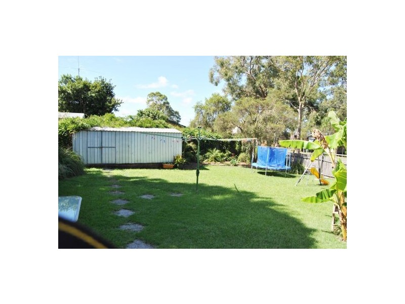 1 Buckland Avenue, Kanwal NSW 2259