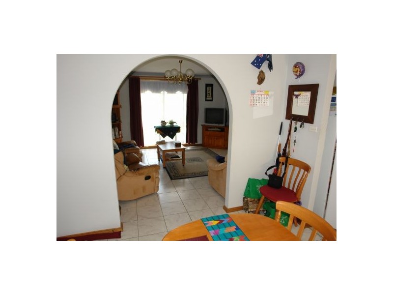 18A  Twin  Lakes  Drive, Lake Haven NSW 2263