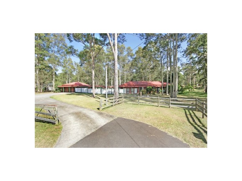 3  Holloway Drive, Jilliby NSW 2259