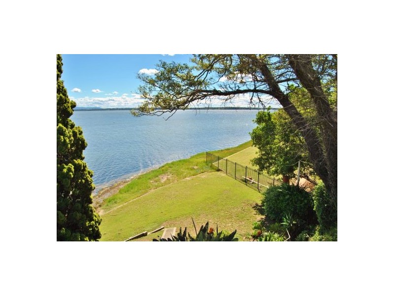 14 Main Road, Toukley NSW 2263