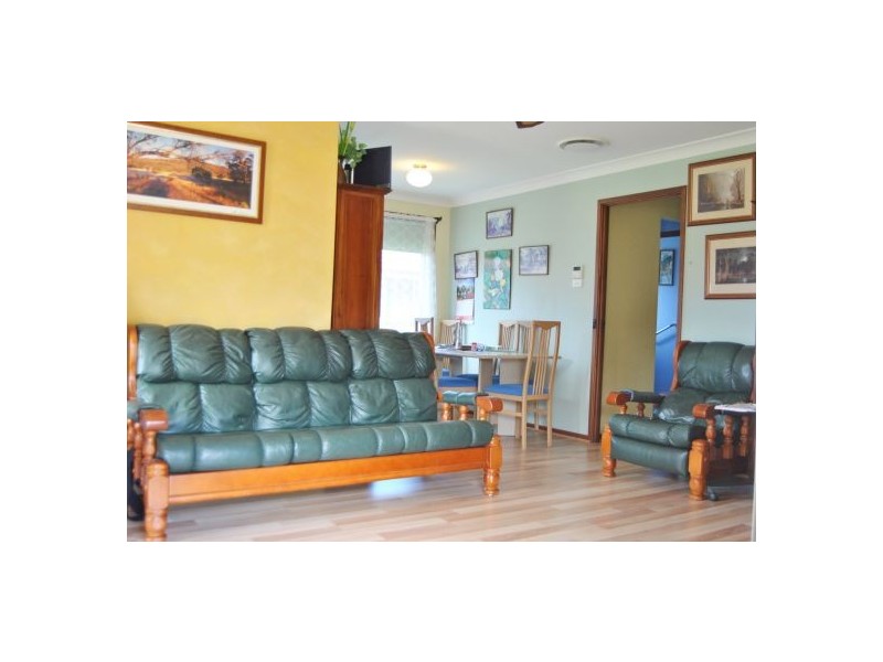 11 Jane Close, Lake Haven NSW 2263