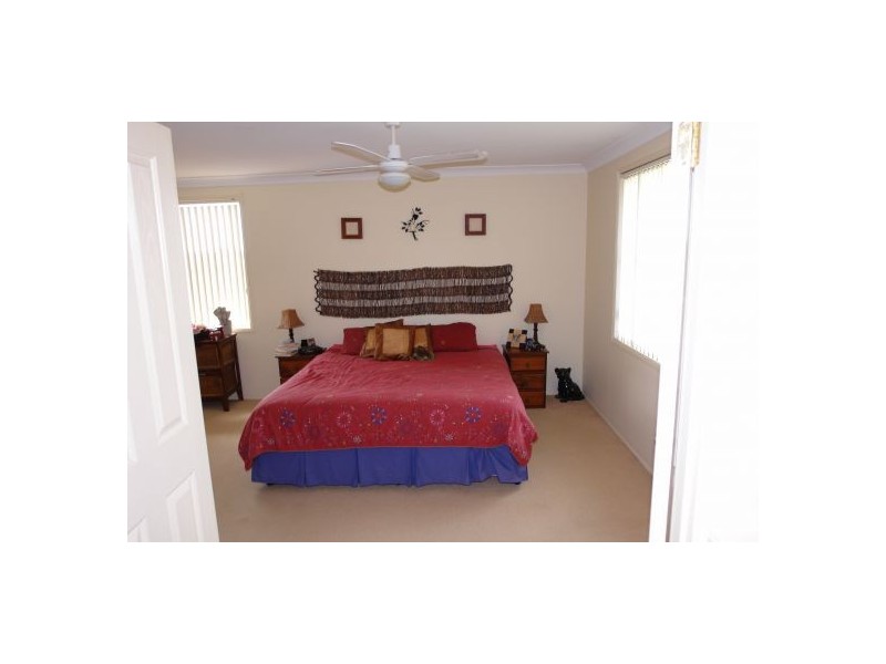 19 Riveroak Drive, Mardi NSW 2259