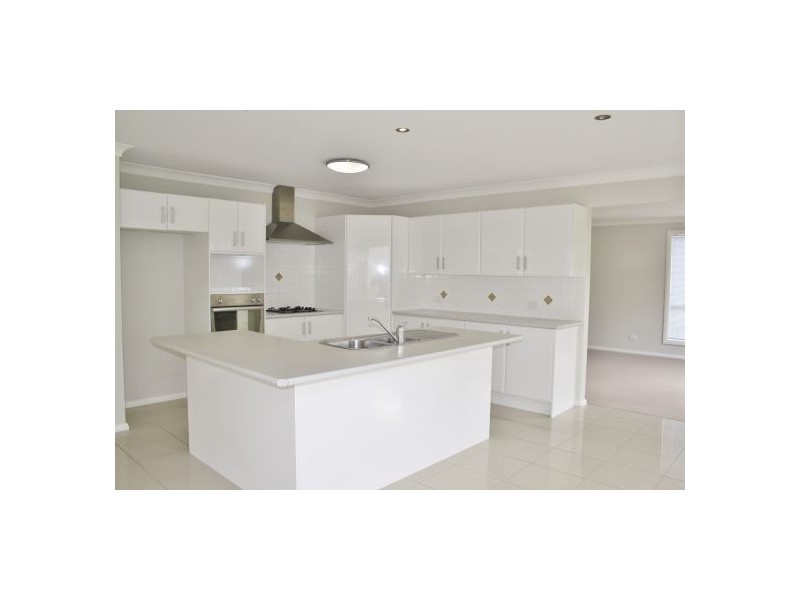 9 Wallum Crescent, Woongarrah NSW 2259