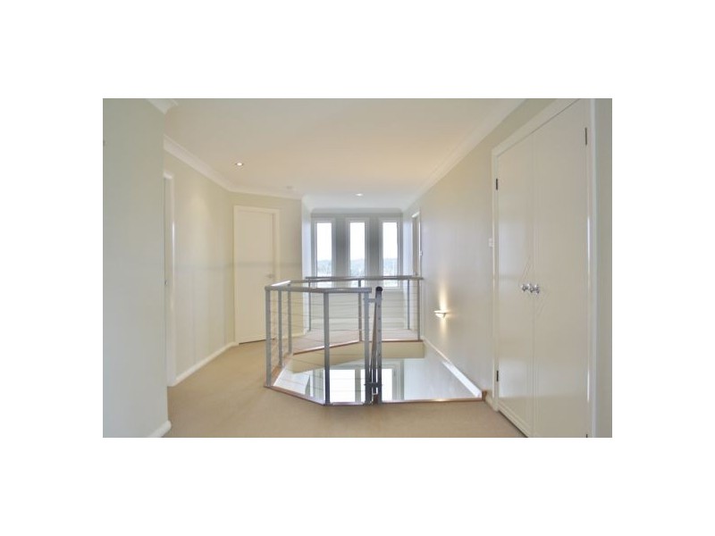 9 Wallum Crescent, Woongarrah NSW 2259