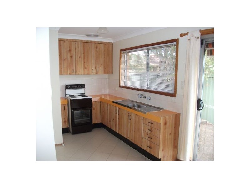 8/9-11 Edith Street, Gorokan NSW 2263