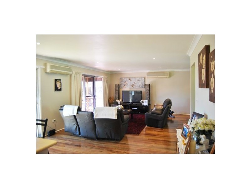 26 Middlesex Avenue, Gorokan NSW 2263