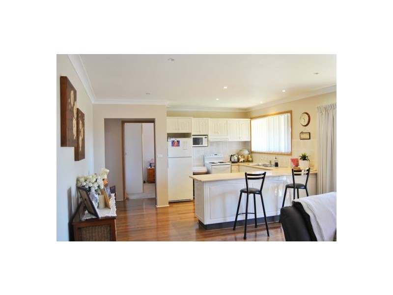 26 Middlesex Avenue, Gorokan NSW 2263
