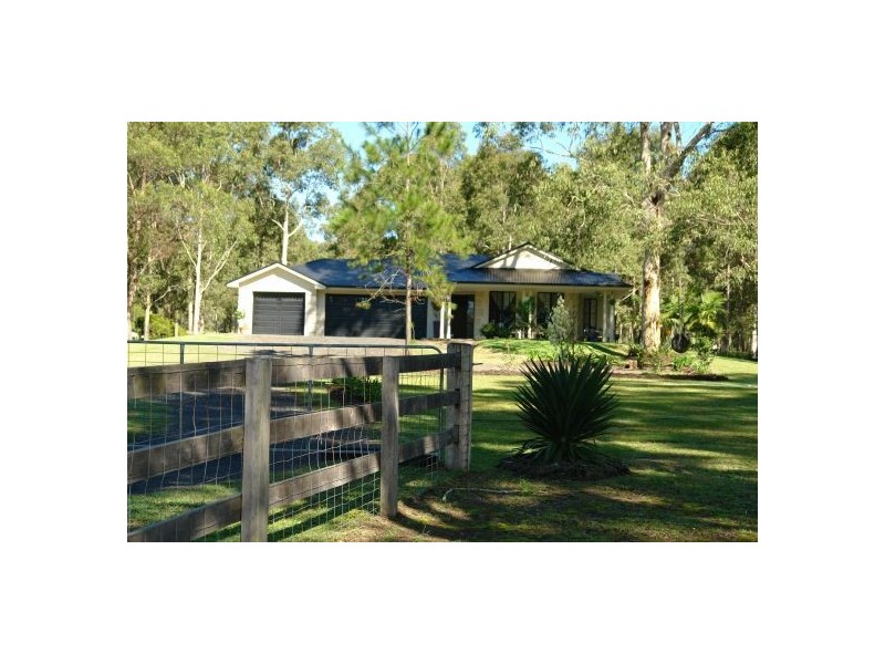 52 Burlington Ave, Jilliby NSW 2259