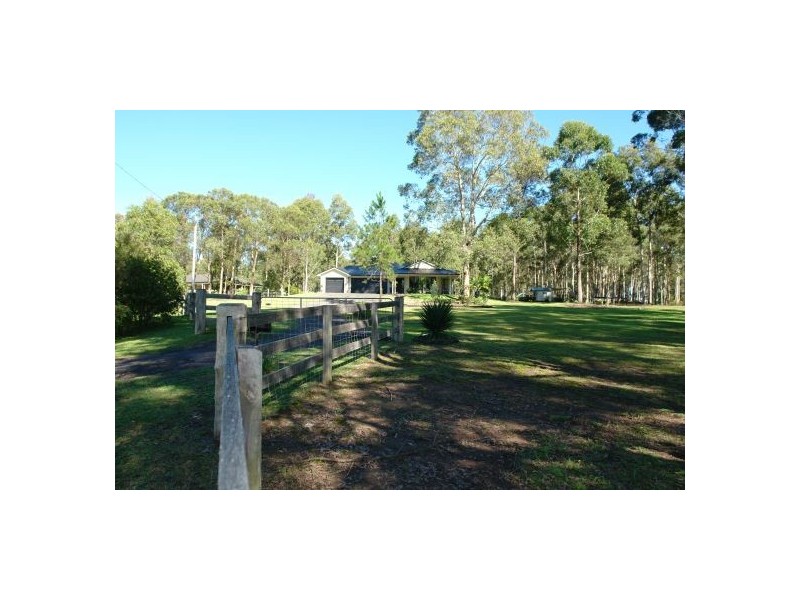 52 Burlington Ave, Jilliby NSW 2259