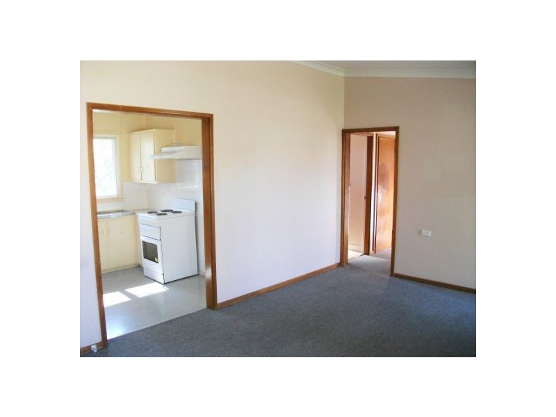 2 Wakehurst Drive, Wyong NSW 2259