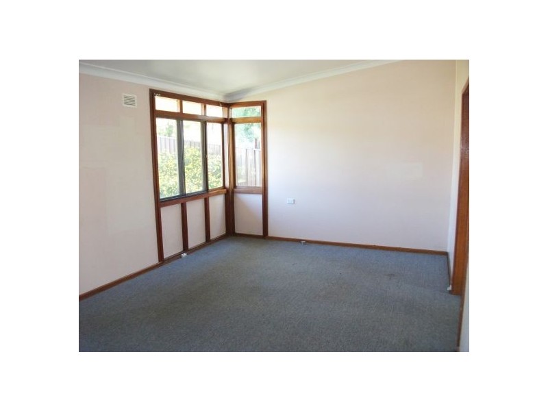 2 Wakehurst Drive, Wyong NSW 2259