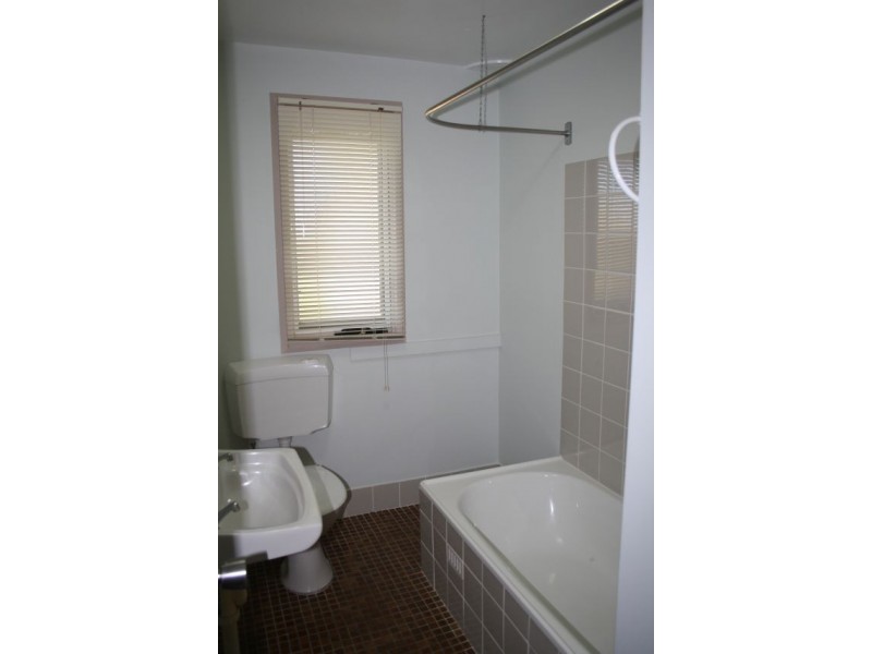 14 Sally Close, Lake Haven NSW 2263