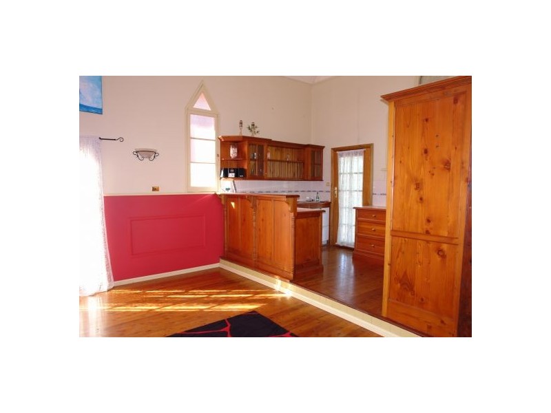 685  Pacific Highway, Kanwal NSW 2259