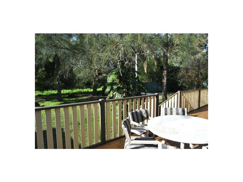 281 Tuggerawong Road, Tuggerawong NSW 2259