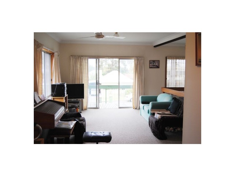 5 Danbury Avenue, Gorokan NSW 2263