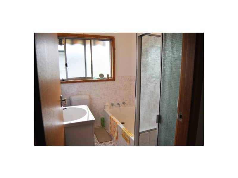 5 Danbury Avenue, Gorokan NSW 2263