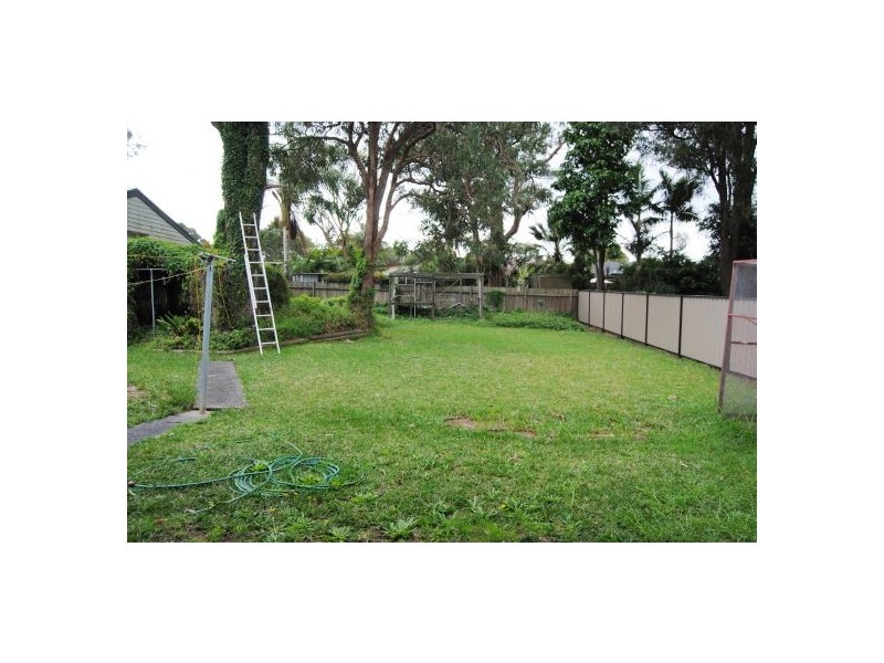 5 Danbury Avenue, Gorokan NSW 2263