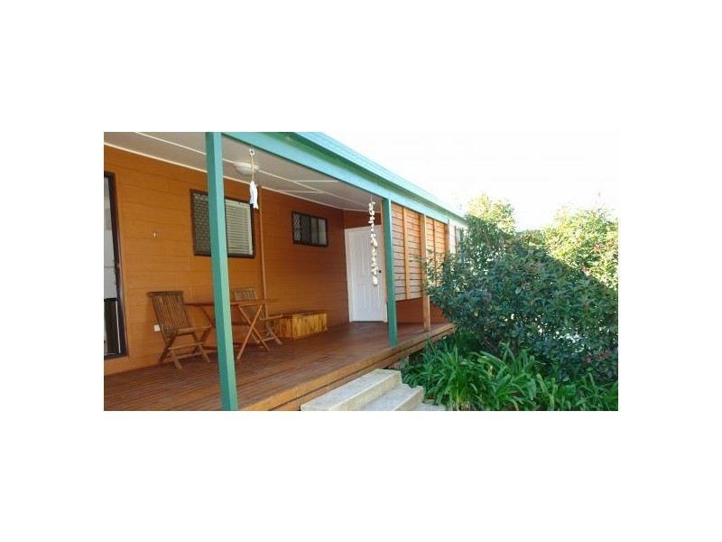 51 Warner Avenue, Tuggerawong NSW 2259