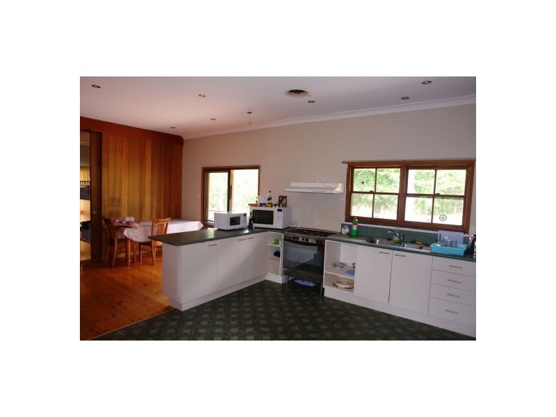 83  Phil  Tunks  Lane, Dooralong NSW 2259