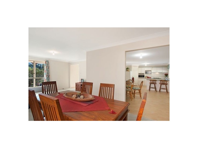 11 Bellwood Close, Tuggerah NSW 2259
