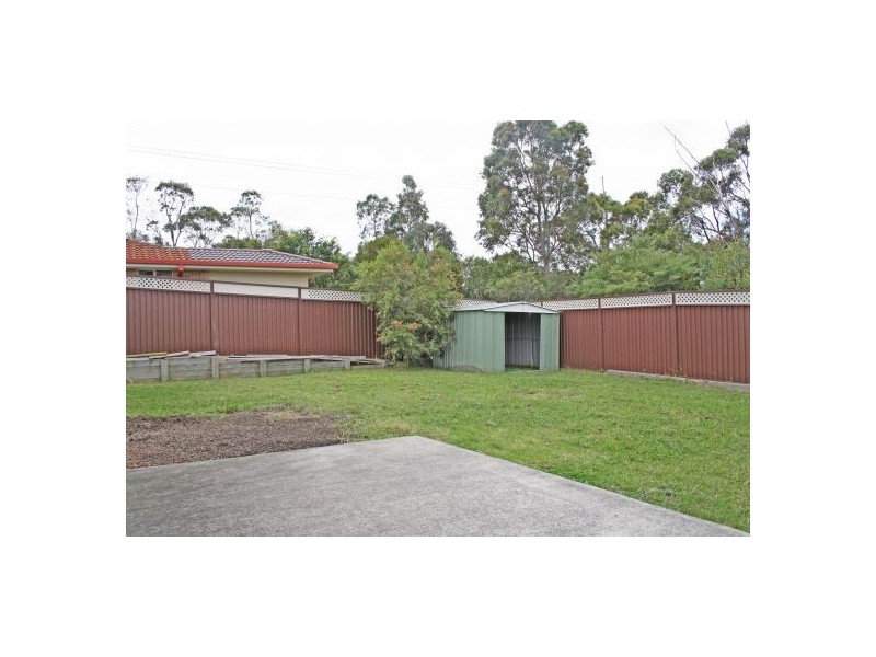 4 Gavin Way, Lake Haven NSW 2263