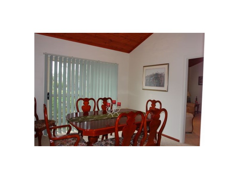 10 Ninian Close, Watanobbi NSW 2259