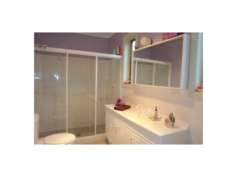 10 Ninian Close, Watanobbi NSW 2259