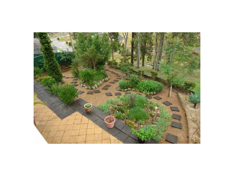 10 Ninian Close, Watanobbi NSW 2259