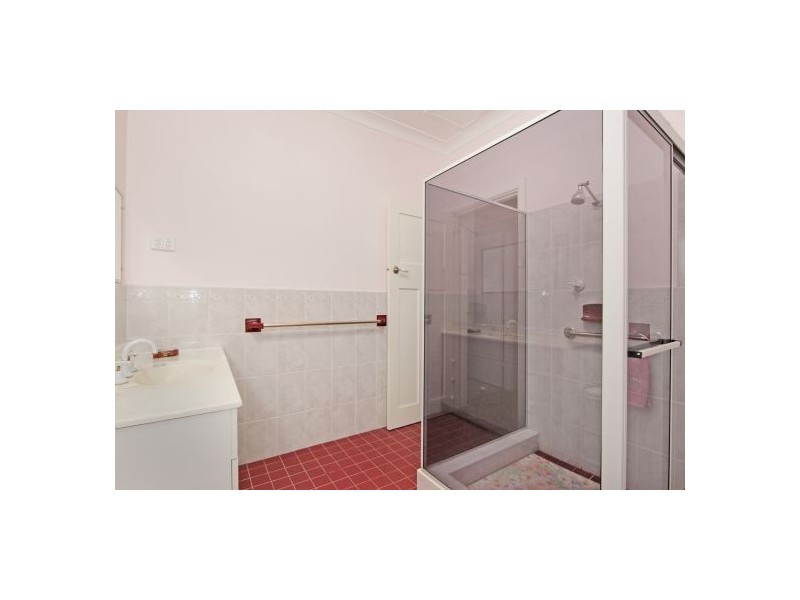 4 Norman Street, Toukley NSW 2263