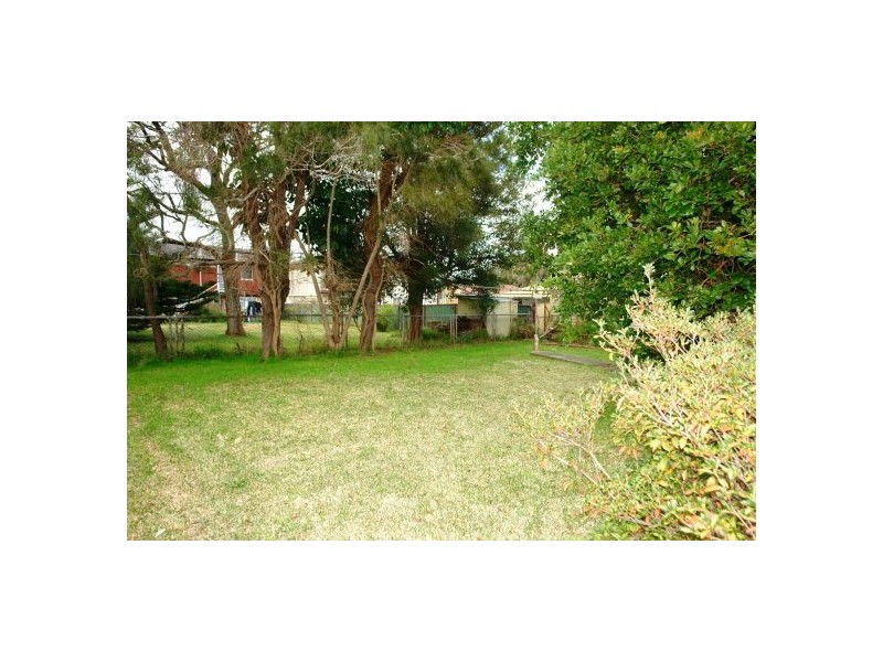 10 Kewalo Avenue, Budgewoi NSW 2262