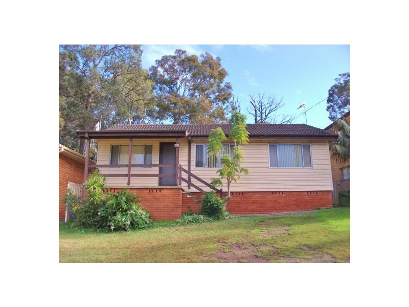 28 Donald Ave, Kanwal NSW 2259
