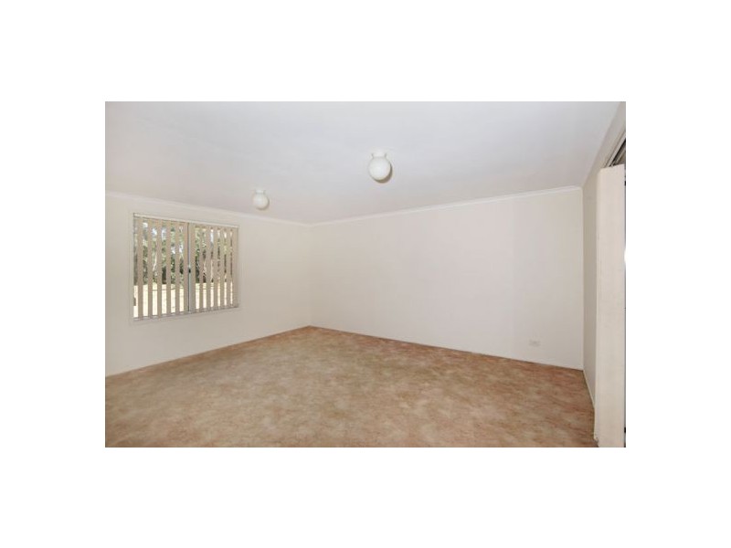 9 Rossmore Close, Wyong Creek NSW 2259