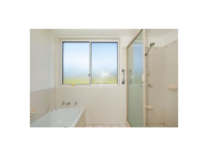 9 Rossmore Close, Wyong Creek NSW 2259