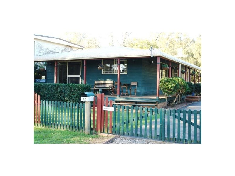 67 Warner Ave, Tuggerawong NSW 2259