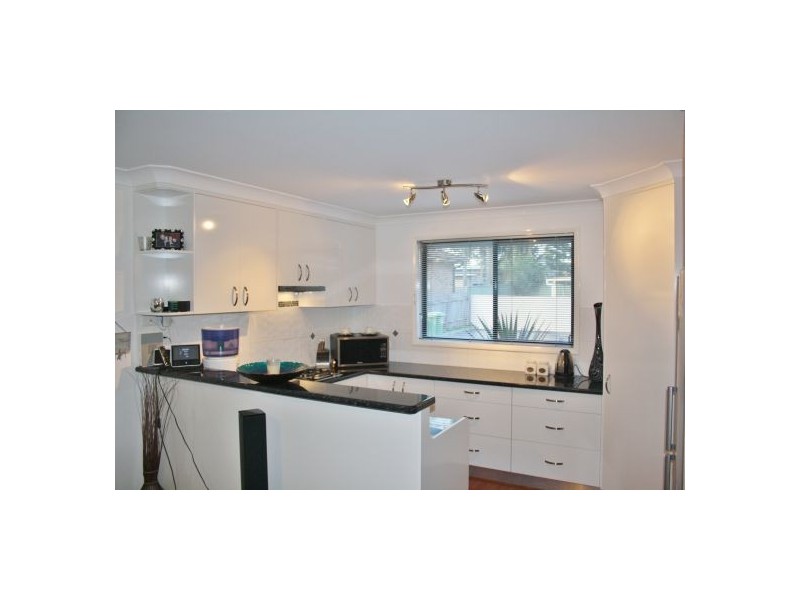5 Nichols Avenue, Gorokan NSW 2263
