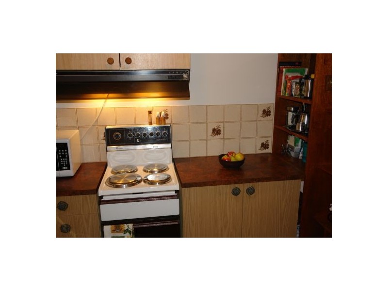 8 Cowan Street, Watanobbi NSW 2259