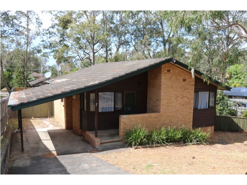 7 Isaac Close, Watanobbi NSW 2259