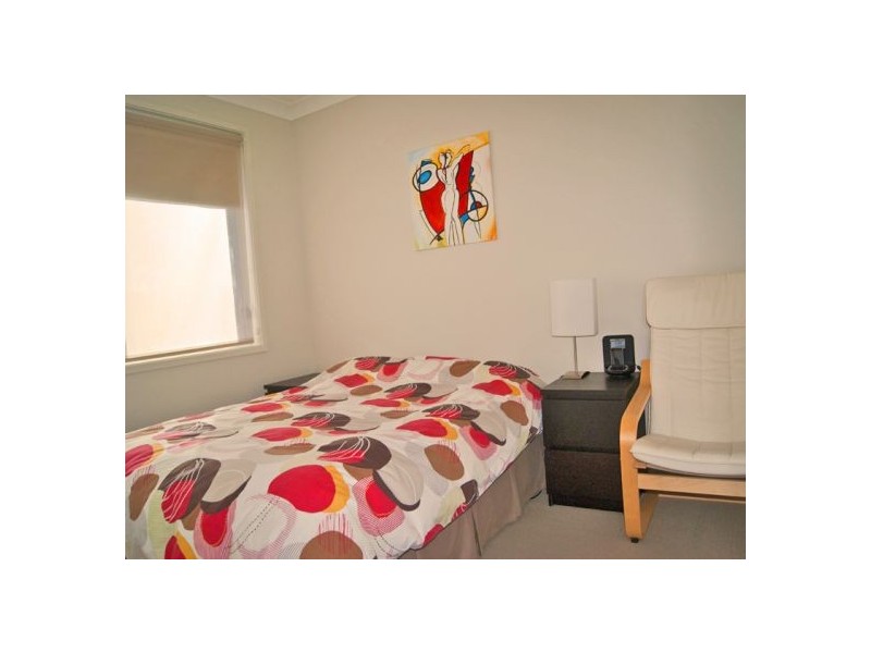 8  Colonial Street, Wadalba NSW 2259