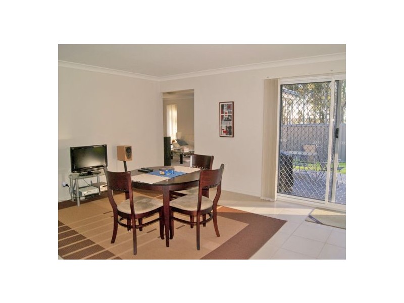 8  Colonial Street, Wadalba NSW 2259