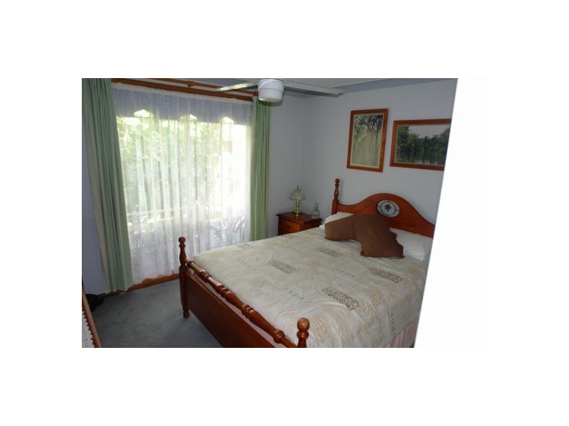 18A  Twin  Lakes  Drive, Lake Haven NSW 2263