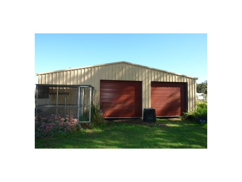 20  Burlington Avenue, Jilliby NSW 2259